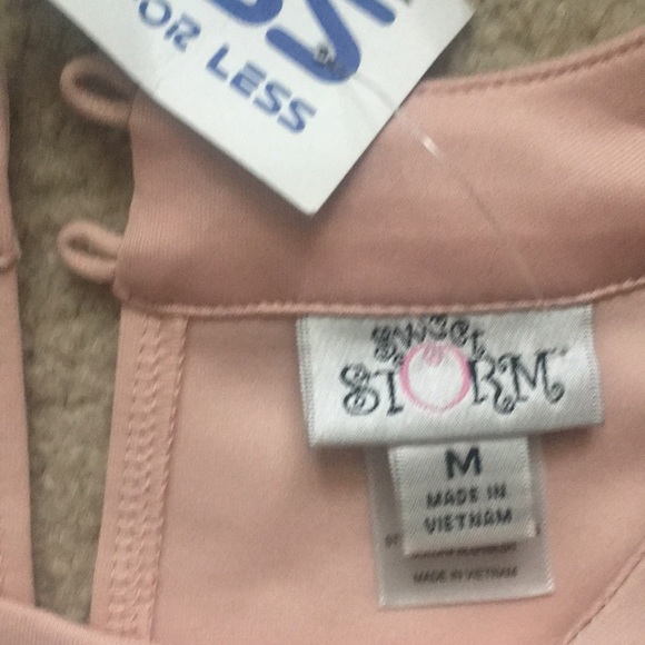 PINK DRESS - Picture 2 of 2